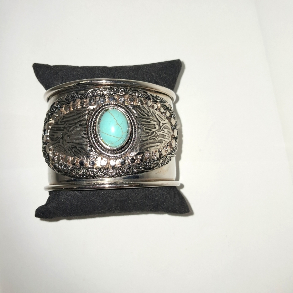Southwest Turquoise Faux Style Cuff Bracelet
